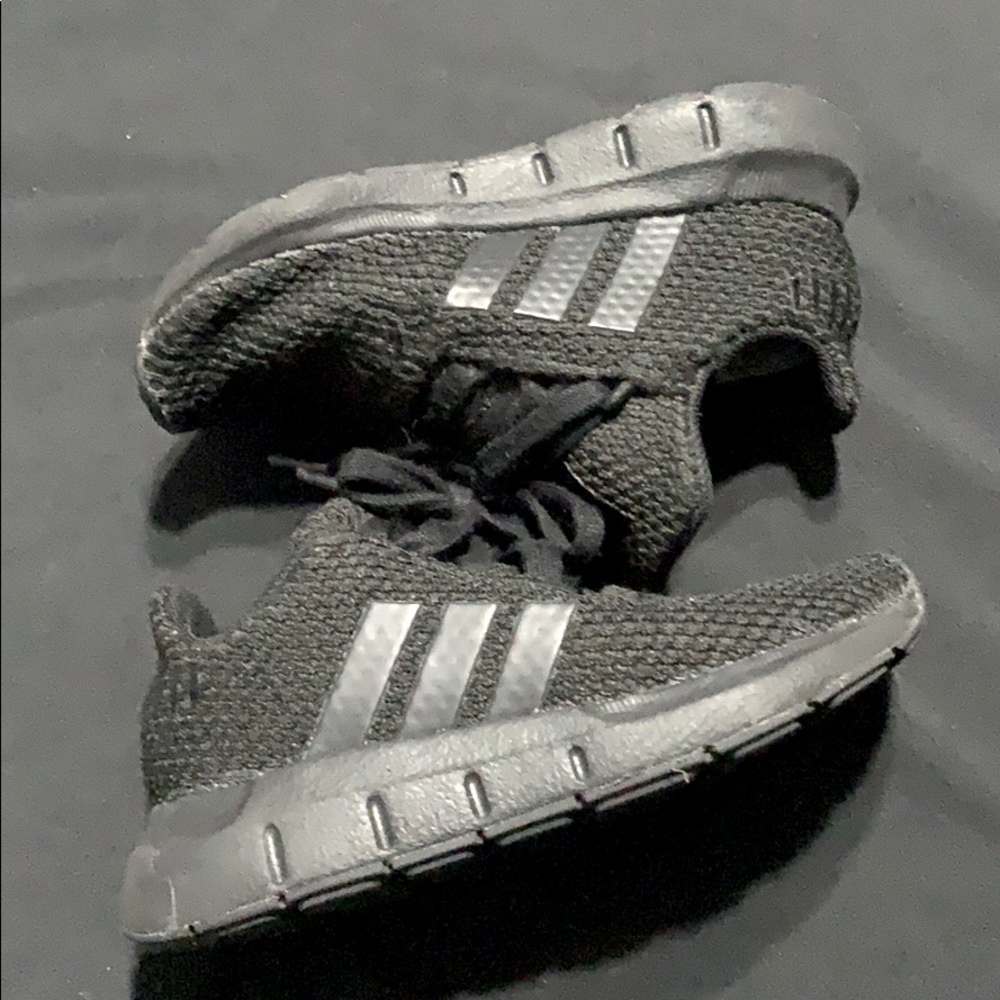 Adidas toddler sneakers